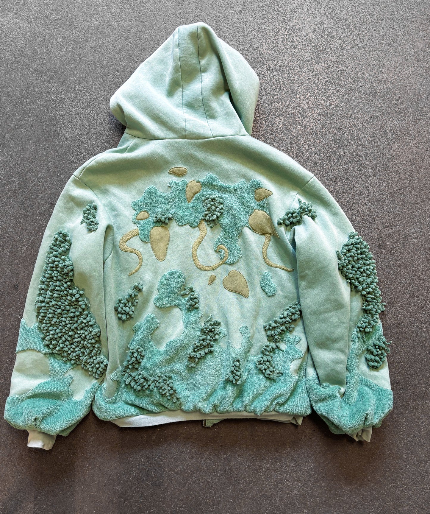 Full Zip -Moss Floor-